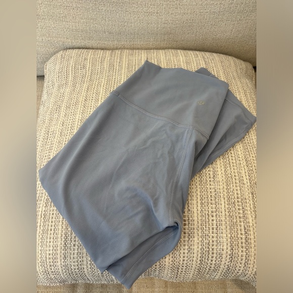 Lululemon. Chambray blue. Align 7/8. - Picture 2 of 5